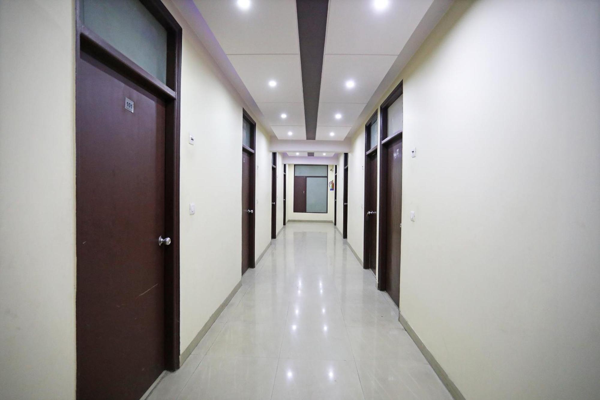 Hotel O Mahipalpur Inn Nowe Delhi Zewnętrze zdjęcie