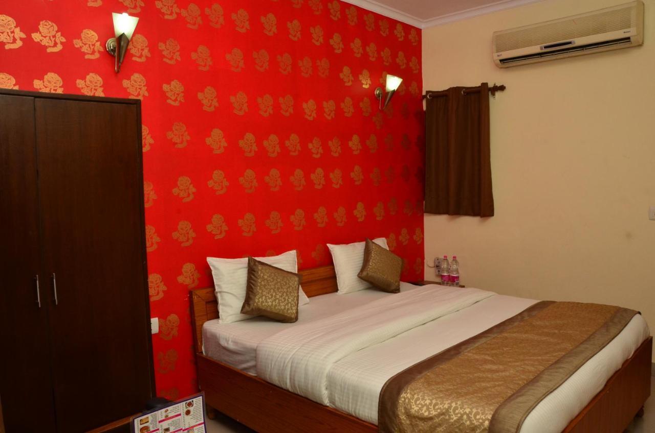 Hotel O Mahipalpur Inn Nowe Delhi Zewnętrze zdjęcie